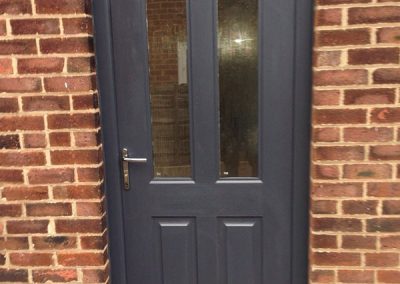 Select Rock Door in Grey & White Bury